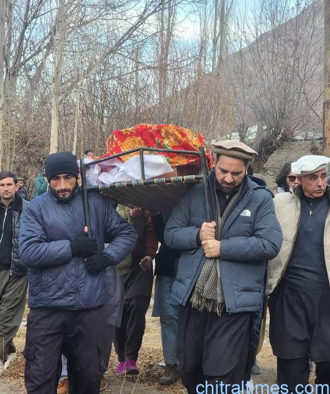 chitraltimes fcps students wajahat of mustuj funeral mastuj 2