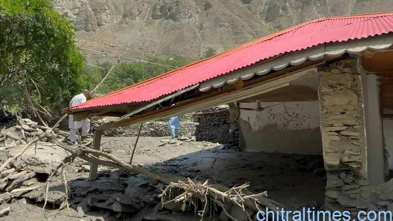 چترال لوئر:  بروزگاوں، سین کوڑوم اور دیگر دیہات میں سیلاب نے تباہی مچا دی، متعدد مکانات منہدم، کھڑی فصلیں اور باغات ملبے تلے دب گئے