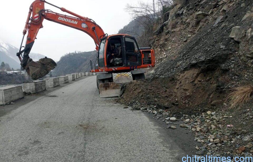 chitraltimes garamchashma road repair started 8
