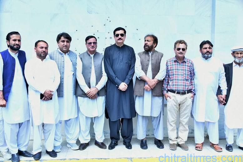 chitraltimes governor kp faisal karim kundi visit chitral 3