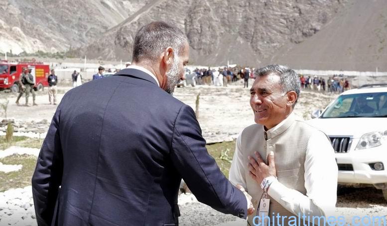 chitraltimes hh prince rahim aga khan visit parwak mastuj chitral receive by president