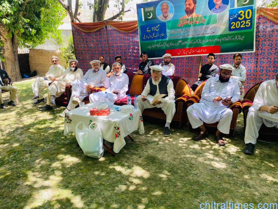 chitraltimes jamat islami kp amir shumali inayatullah khan visit chitral upper and akhss kuragh 2