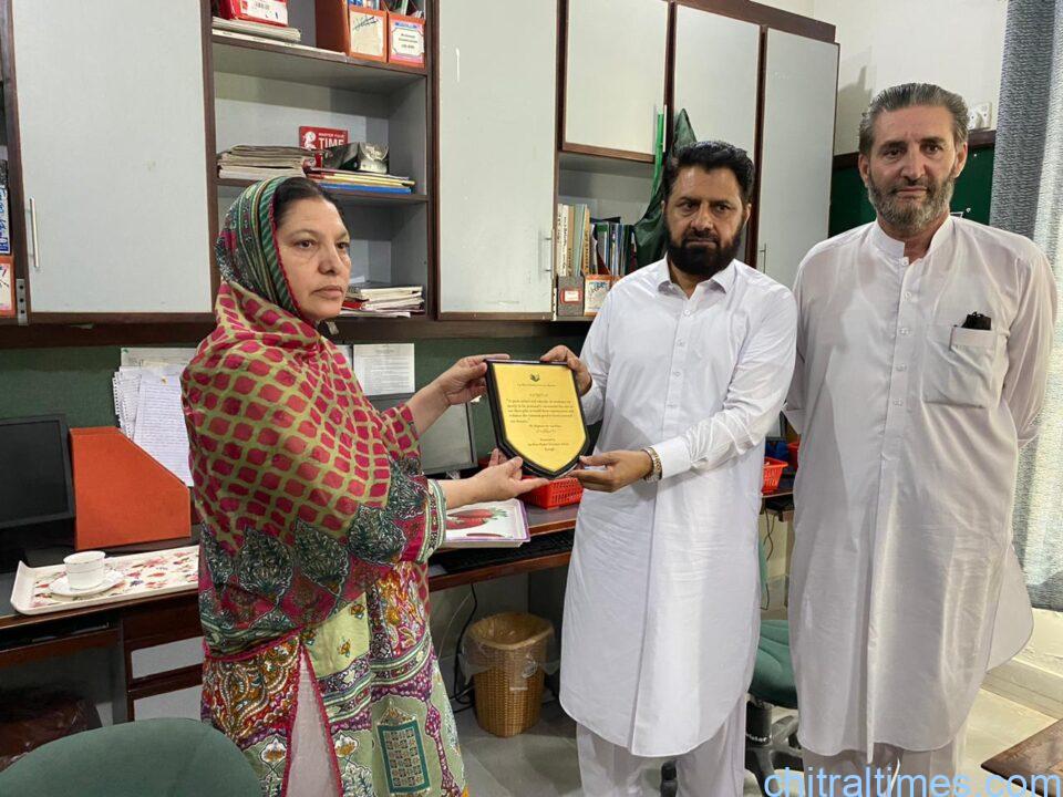 chitraltimes jamat islami kp amir shumali inayatullah khan visit chitral upper and akhss kuragh 4 1