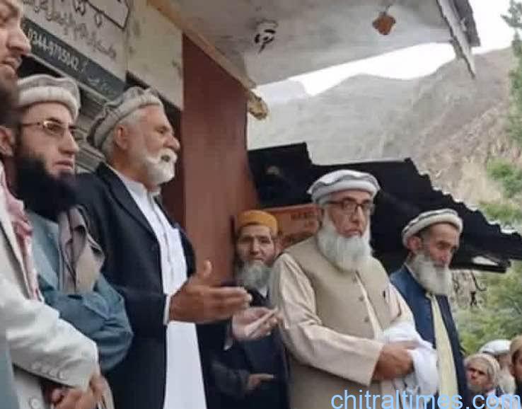 chitraltimes ji and jui chitral hold protest against high prices 5