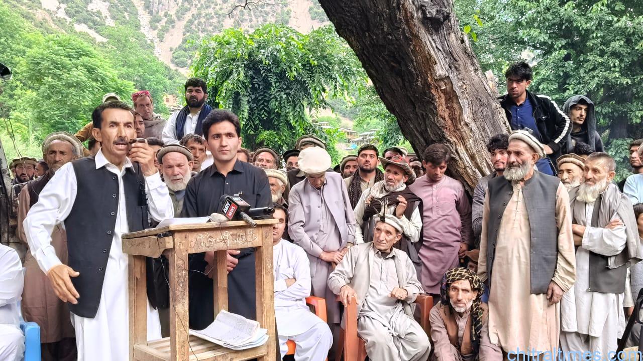 بمبوریت احتجاجی جلسہ ؛ کالاش ویلی کے باشندوں نے کالاش ویلی ڈیولپمنٹ اتھارٹی کے خاتمہ کےلئے حکومت کو تیس جون تک کا ڈیڈلائن دیتے ہوئے ادارے کوکسی بھی صورت میں ناقابل قبول قراردیدیا