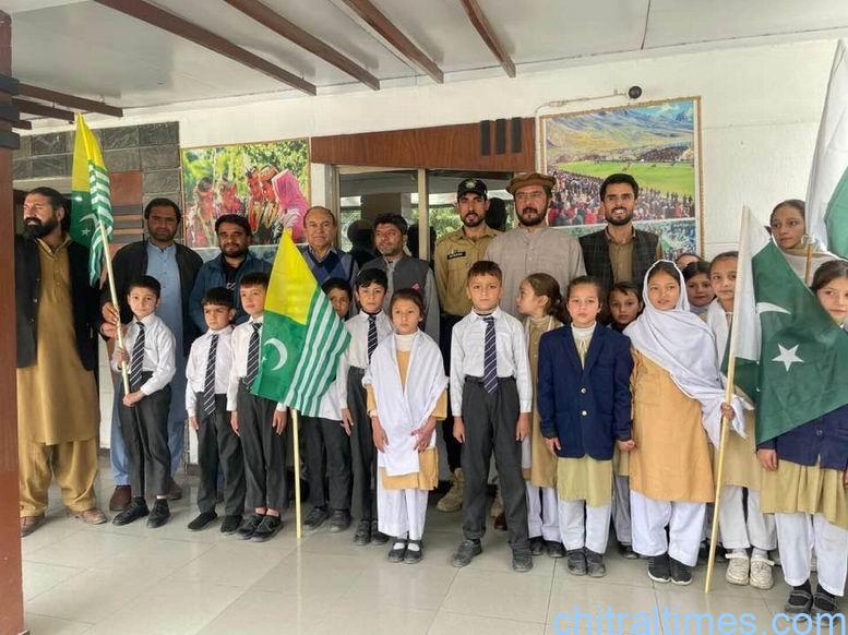 chitraltimes kashmir black day observed chitral lower 1