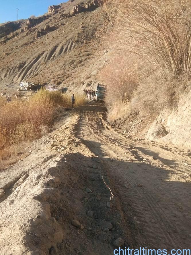 chitraltimes khot road repair by driver union 4