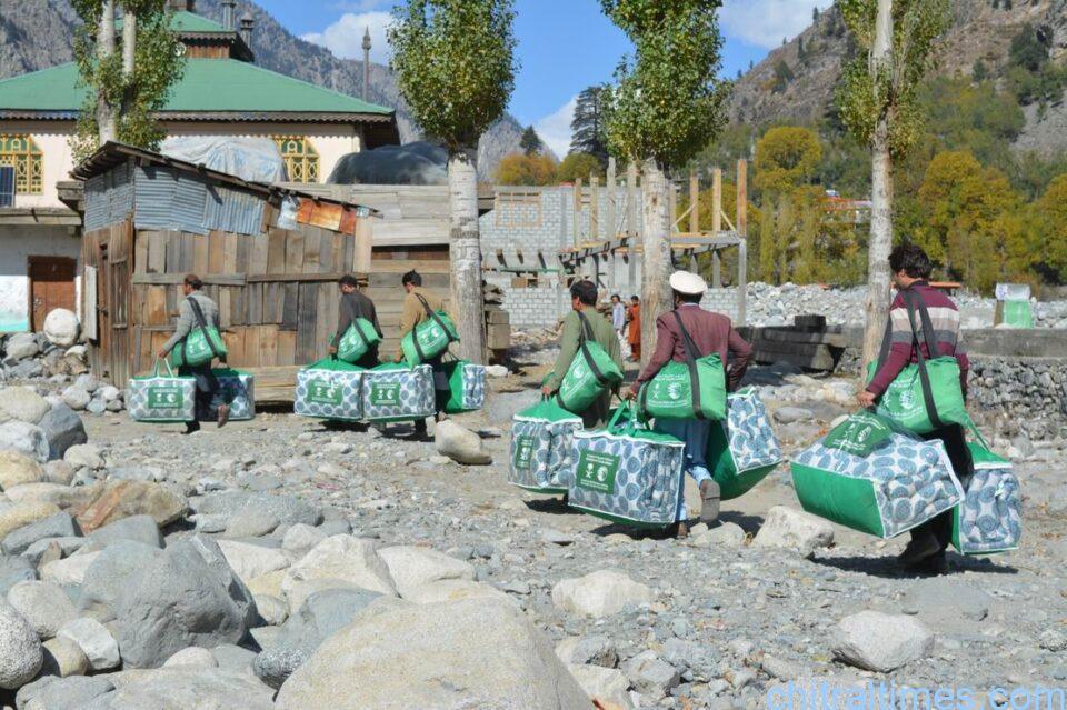 chitraltimes king salman relief goods distribution Pakistan 1