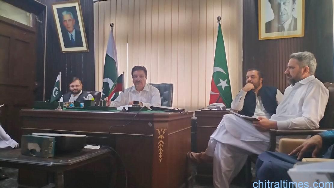 وزیر بلدیات خیبر پختونخوا رشد ایوب خان کا دورہ چترال ، چترال کے چاروں ٹی ایم ایز کی کارکردگی کے حوالے سے بریفنگ 