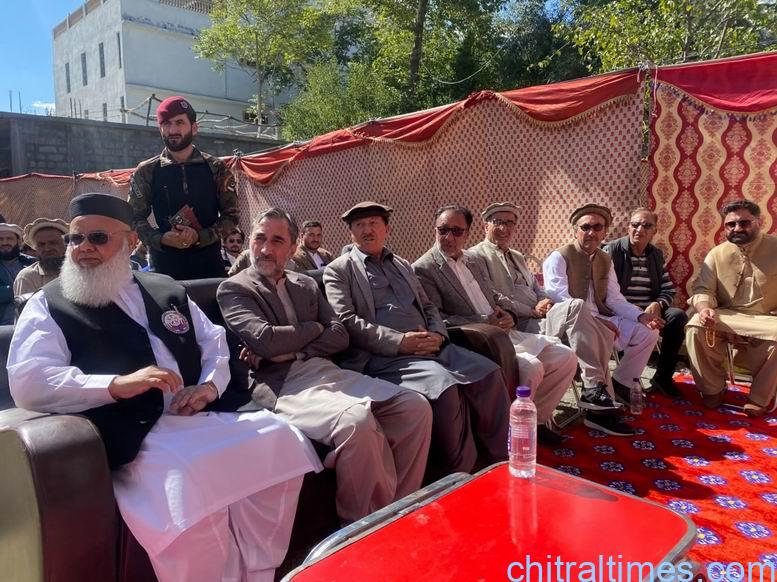 chitraltimes mass marriage program chitral dpo was chief guest 1