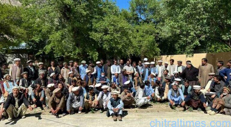 chitraltimes mastuj broghil road meeting 3