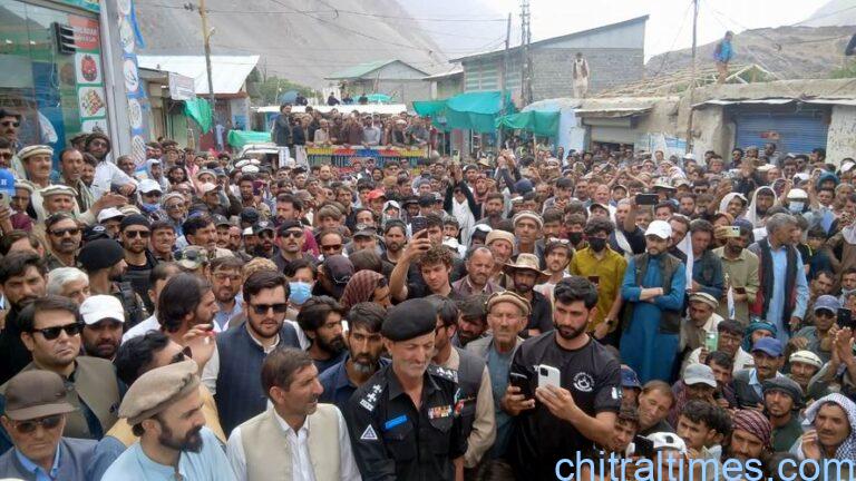 chitraltimes mastuj broghil road tahreek jalsa mastuj 1