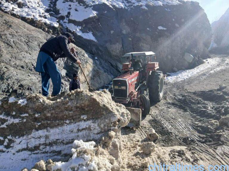 chitraltimes mastuj yarkhun valley road open for trafic 5