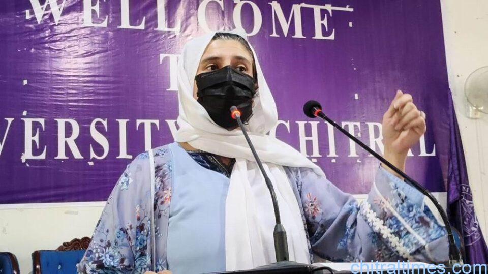 chitraltimes mna ghazala anjum visit chitral university 1