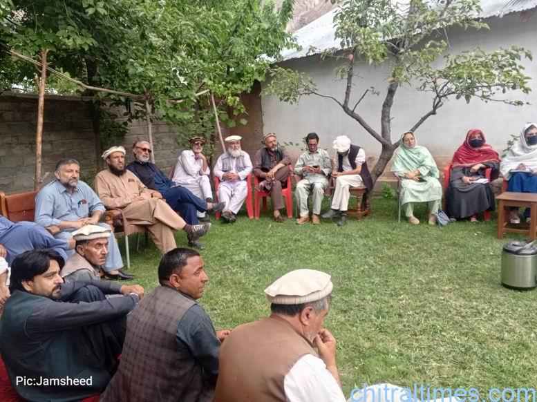 chitraltimes mna ghazala anjum visit upper chitral 3