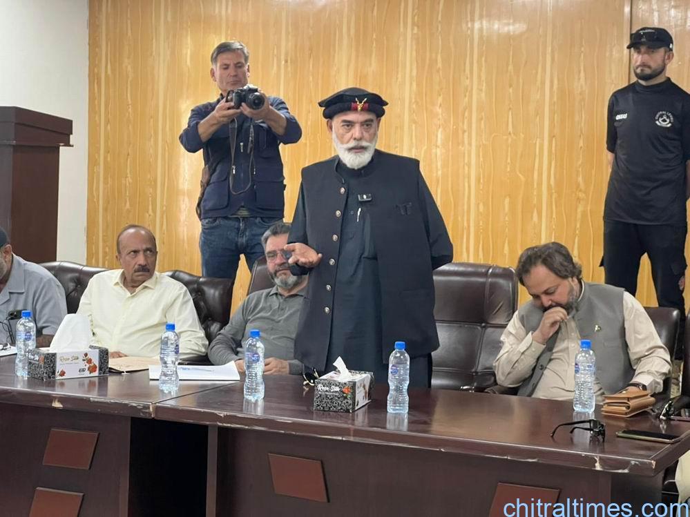 chitraltimes pm commission visit upper chitral 4