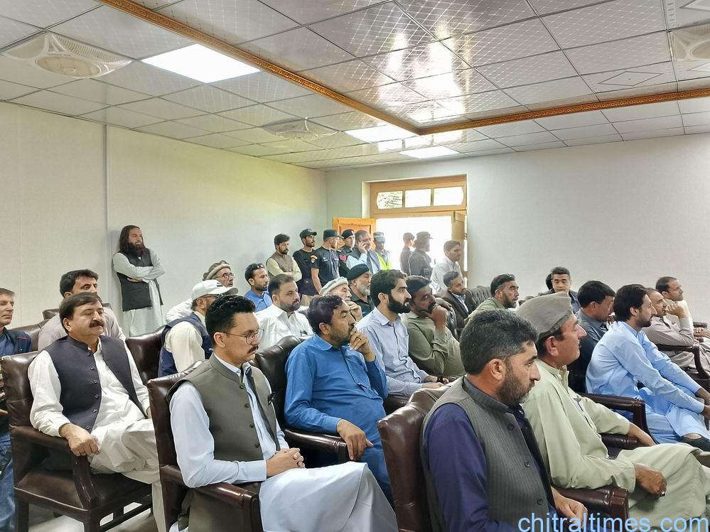 chitraltimes pm commission visit upper chitral 5