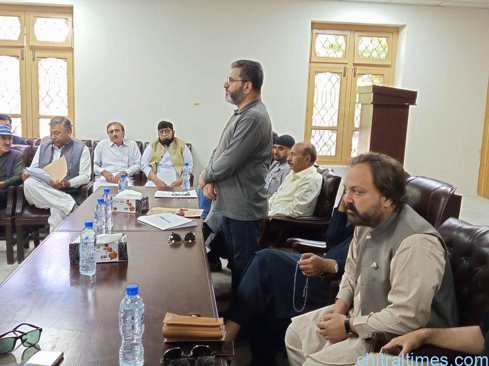 وزیراعظم انسپکشن ٹیم کا چترال بونی مستوج، شندور روڈ کامعائنہ، کام کی رفتاراور معیار کا جائزہ، عمائدین علاقہ سے ملاقات، دسمبرتک چترال بونی روڈ مکمل کرنیکی یقین دہانی