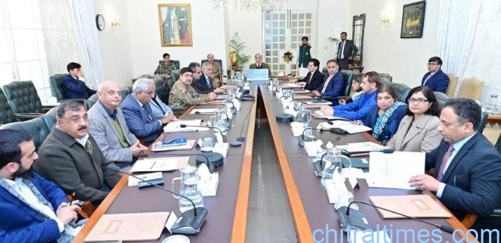 وزیر اعظم شہباز شریف کی زیادہ خسارے والے فیڈرز شمسی توانائی پر منتقل کرنے، خیبرپختونخوا اور بلوچستان میں پائلٹ پراجیکٹ پر کام فوراً شروع کرنے کی ہدایت