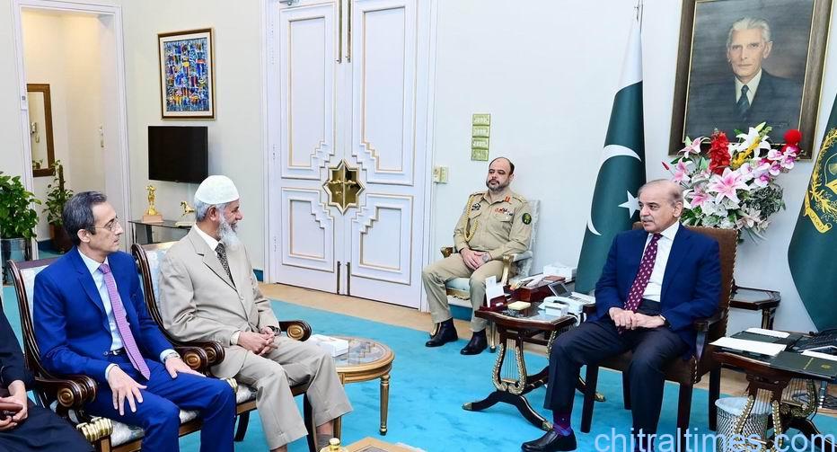 وزیراعظم محمد شہباز شریف سے ممتاز اسلامی سکالر ڈاکٹر ذاکر نائیک کی ملاقات، ذاکر نائیک اسلام کا صحیح پیغام لوگوں تک پہنچا کر ایک انتہائی اہم فریضہ سر انجام دے رہے ہیں، وزیراعظم