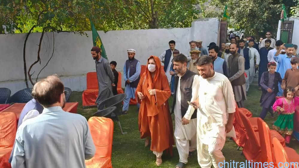 chitraltimes pmln mna ghazala anjum chitral visit 3