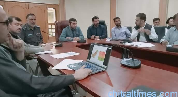 پولیو کے وائرس کا خاتمہ کرنے اور چترال کو حسب سابق پولیو سے پاک رکھنے کی قومی فریضے کی انجام دہی میں وسائل کی کمی سمیت کسی بھی مشکل کو آڑے آنے نہیں دیا جائے گا۔ ڈپٹی کمشنر چترال لوئیر