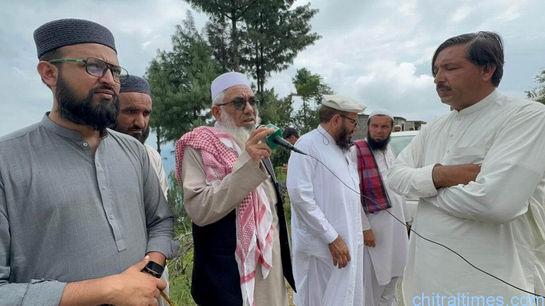 chitraltimes qari faizullah flood affected buner visits 5