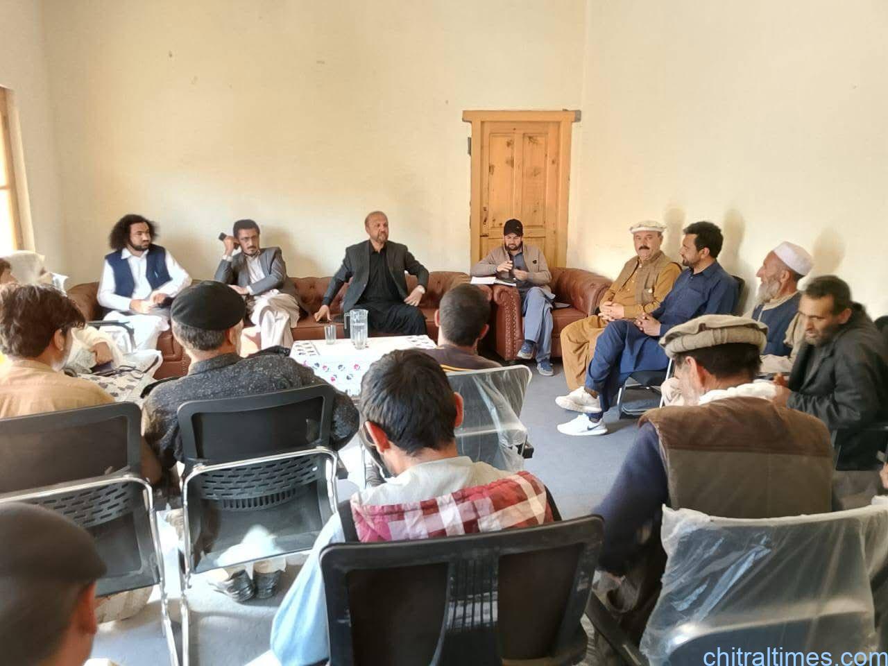 chitraltimes reshun meeting on protection wall 2