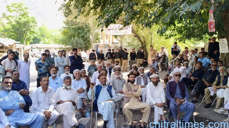 chitraltimes reshun protest rally and road block posponed 5