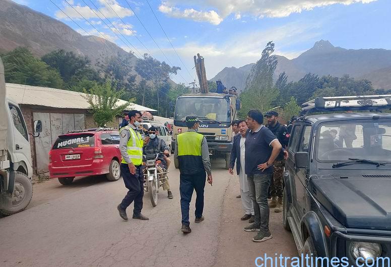 chitraltimes reshun road bloci 1