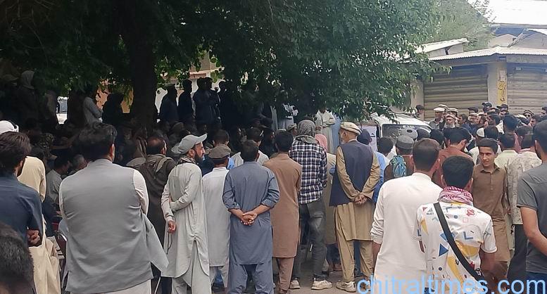 chitraltimes reshun road bloci 2
