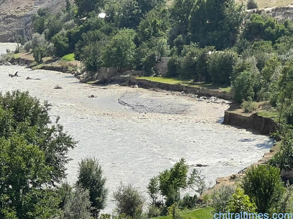 chitraltimes river erosion Junali koch upper chitral 1