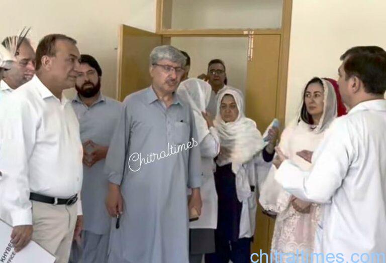 chitraltimes roziman shah and nighat shah visit dhq hospital chitral 4
