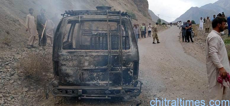 chitraltimes school van get fired 5
