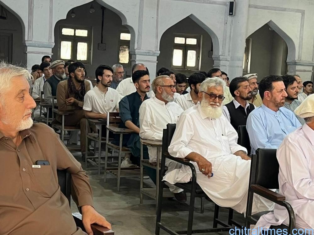 chitraltimes seminar on ex educationist Janab Shah chitral 12