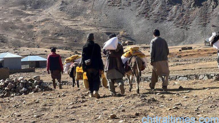 chitraltimes senator talha mahmood relief distributed in broghil valley 6