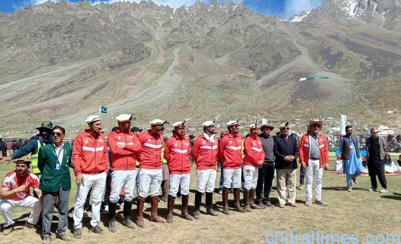chitraltimes shandur festival 2026 final day chitral a team players with coach