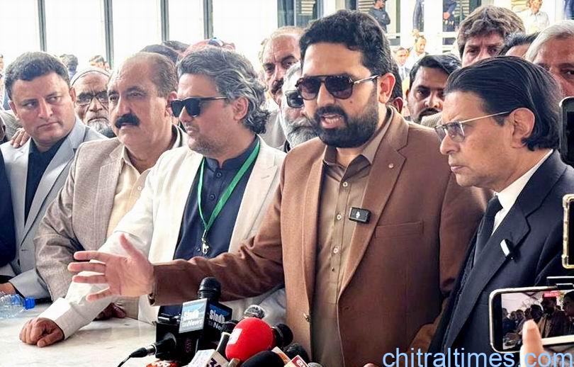 عدالتی احکامات کی مسلسل خلاف ورزی کے بعد اب ایک پرامن عوامی جدوجہد ناگزیر ہو چکی ہے۔ لہذا سٹریٹ موومنٹ کی تیاری کے لیے “عمران خان رہائی فورس” قائم کی جا رہی ہے۔ وزیراعلیٰ 