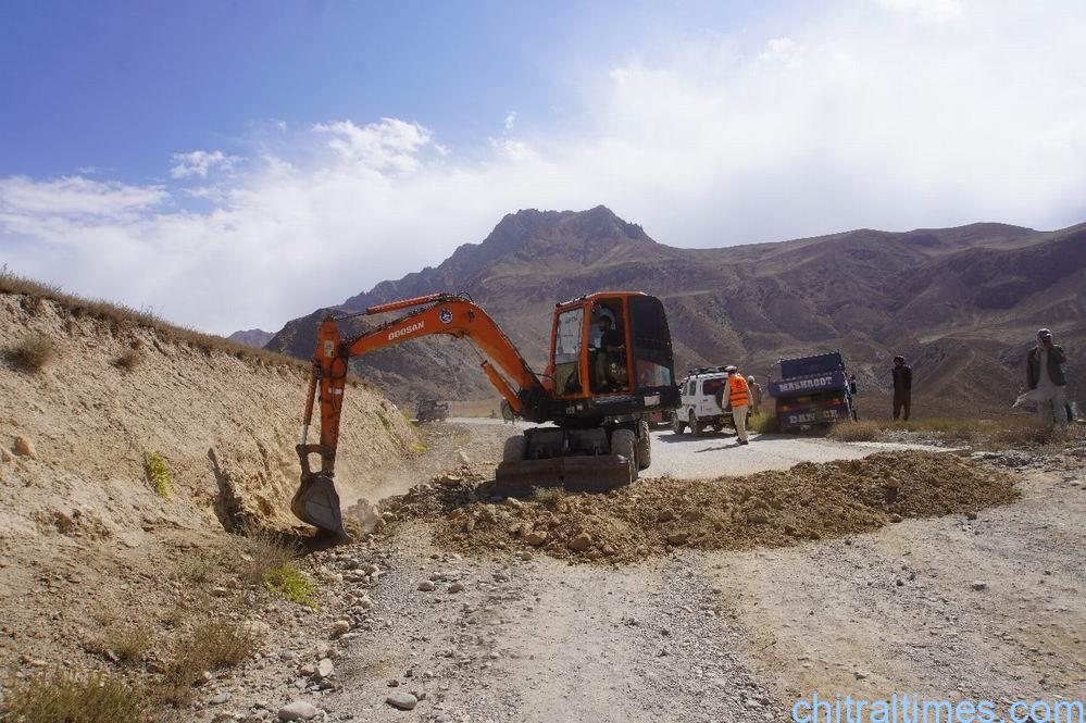 chitraltimes talha mahmood foundation starts work on booni buzund road 6