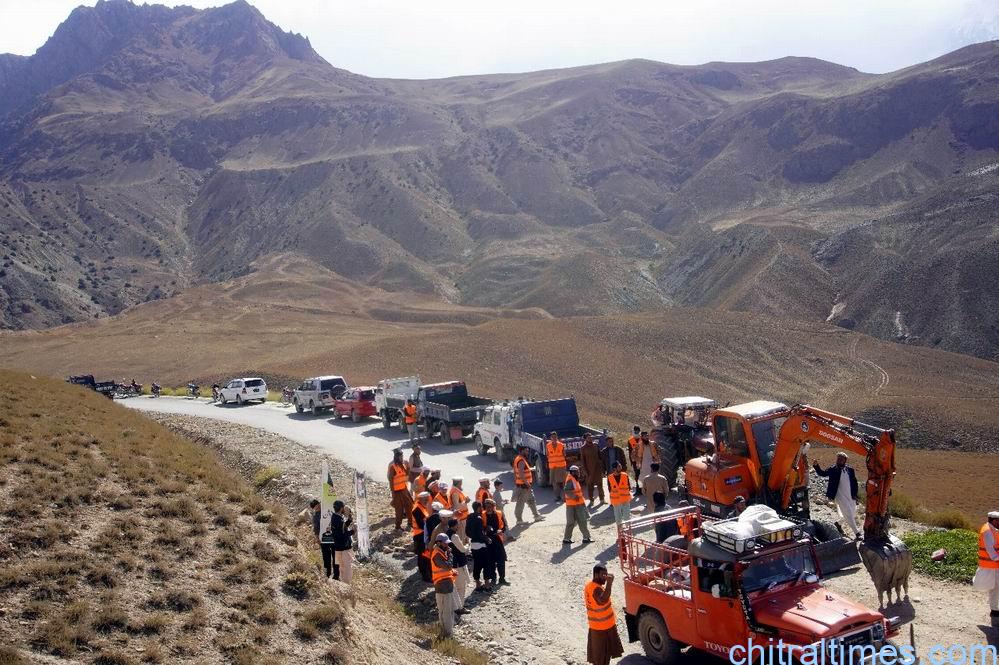 chitraltimes talha mahmood foundation starts work on booni buzund road 8