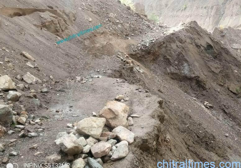 chitraltimes taw parwak sarghoz road 2
