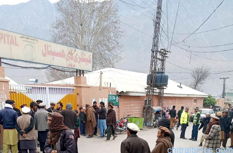 دروش چترال لوئیر: دمیڑ گاؤں میں شیرخوار بچی سمیت تین افراد قتل، وقوعہ کے فوری بعد ملزم موقع سے فرار، تلاش جاری ہے، ڈی پی او چترال لوئیر