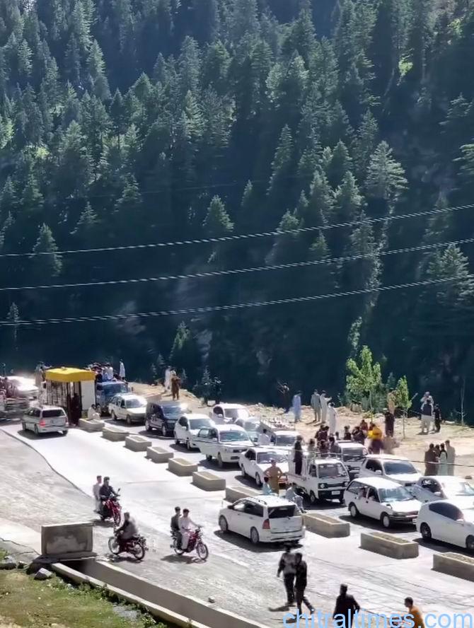 chitraltimes tourists on eidul azha lowari tunnel 2