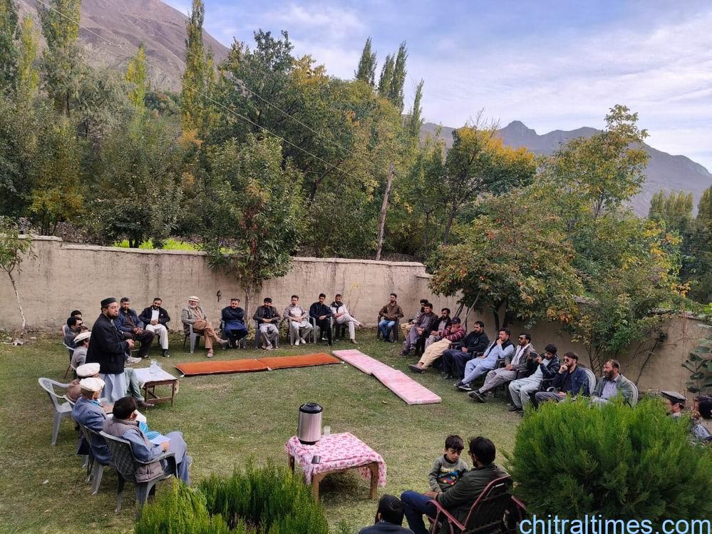chitraltimes ttrf meeting on booni buzund torkhow road 4