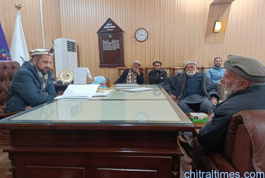 اپرچترال؛ آل پارٹیز اجلاس، تحصیل ہیڈ کوارٹر ہسپتال بونی میں ڈاکٹروں کی کمی فوری طور پر پوری کرنے، سہولیات کی فراہمی اور دیگر مسائل کے حل کا مطالبہ