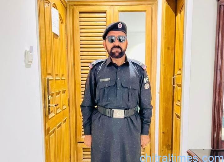 chitraltimes wildlife nasir ahmad awared cash prises 1